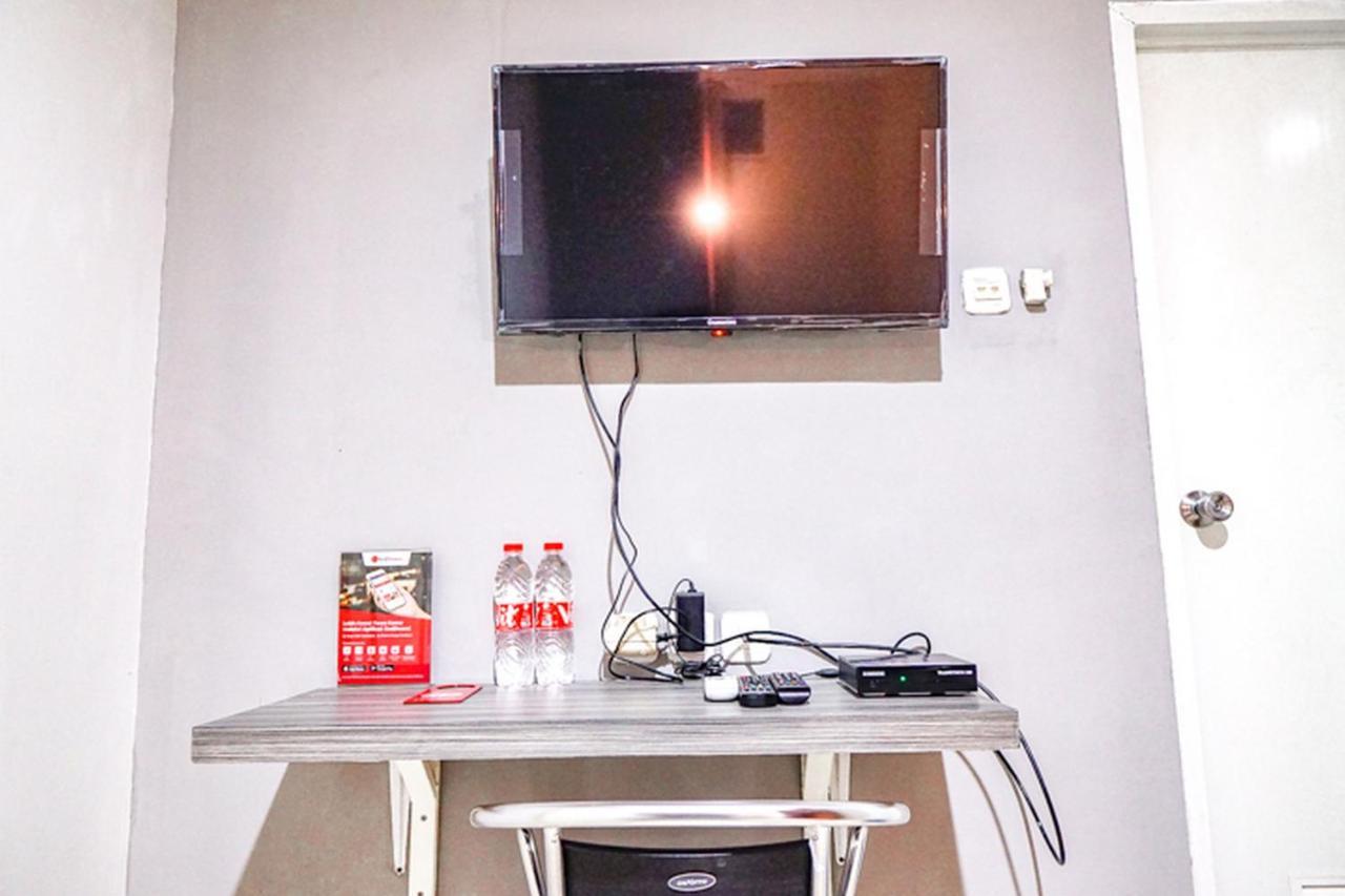 Reddoorz @ Citraland Surabaya Hotel Ngoại thất bức ảnh
